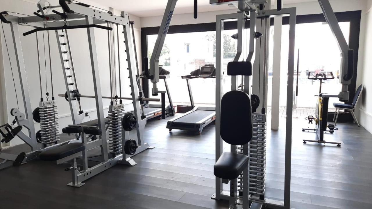 Rayz Umm Hotel Маланг Екстериор снимка